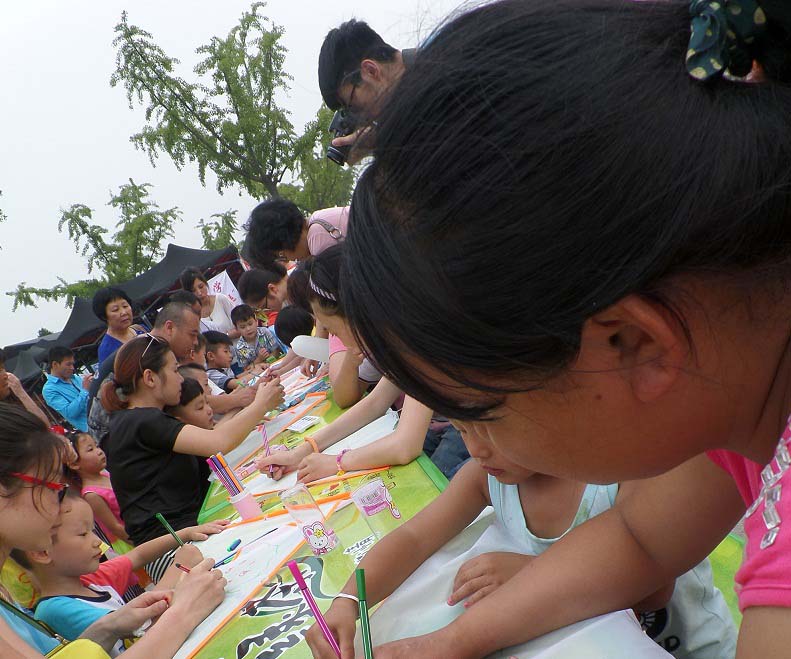 �I�����@С���Ѽ����L(zh��ng)�����L(f��ng)�~���L�����������Լ��ĭh(hu��n)�����Z(y��)��