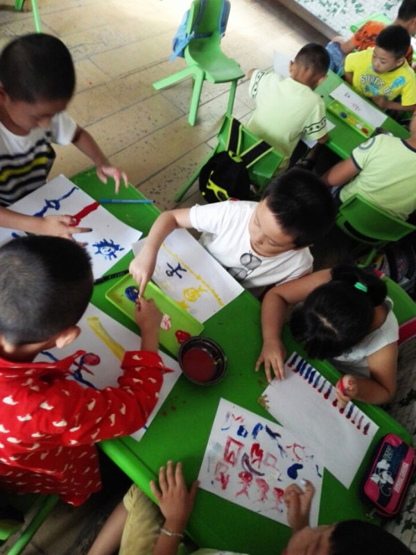 ���g(sh��)�n�ϣ�С���т��Űl(f��)����˼������