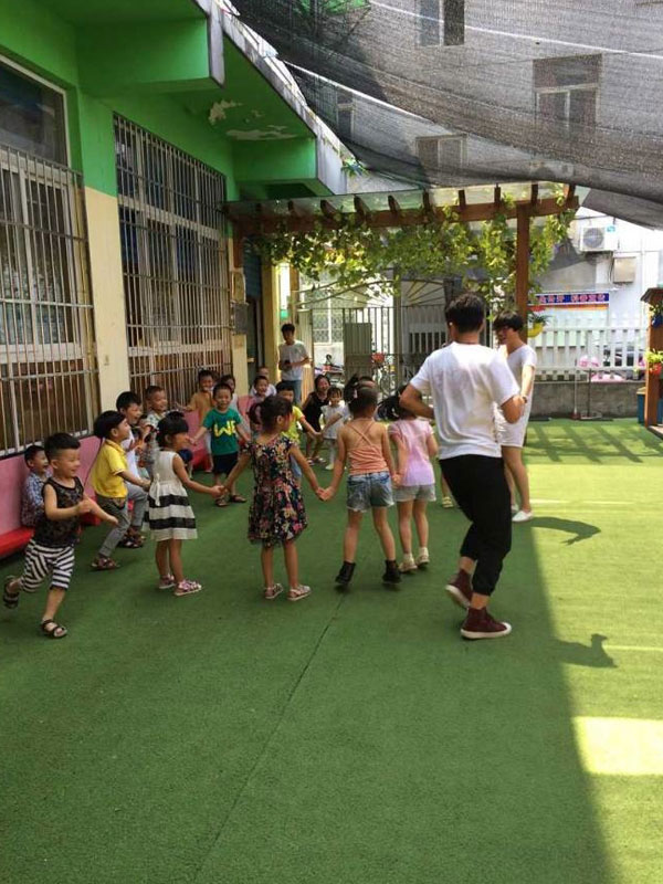 ־Ը�ߞ��а�С���т�����һ��(ji��)���ӻ���w���Α��n��