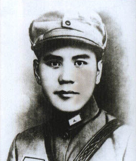 �����壨1902.7.4��1938.4.22������������Ӣ������ܰɽ���|����������������܊�܊�T����2܊6�����L�������܏��W(xu��)����Ҋ��ί�΅��c��������׃��׽�Y�Є�(d��ng)��1938������������S�Rռɽ�ڃ�(n��i)�ɹŰ��^�й�ꖿh�t�͗U�Ӵ��c��܊�^��Ѫ��(zh��n)��4��22�գ������岻�������������܊�����׼������������������������������e����׷�����(hu��)��1961�������ʡ��������׷�J(r��n)������������ʿ��2014��9�£���(j��ng)�h����������(w��)Ժ����(zh��n)�������屻����������������300����������Ӣ�Һ�Ӣ��Ⱥ�w��䛡�