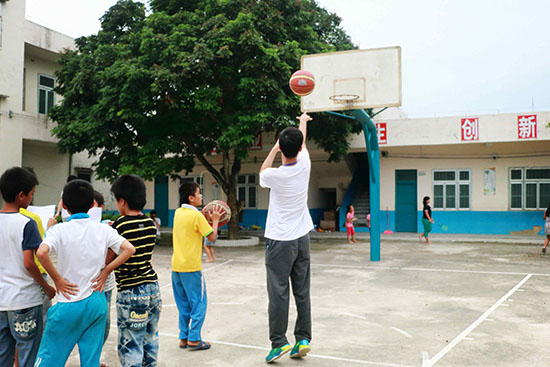 �V�|�t(y��)�ƴ�W(xu��)��΢�m���ġ�����F��ڏV�|ʡ�����������(zh��n)ͬ��С�W(xu��)֧����־Ը�߽oͬ��С�W(xu��)�W(xu��)�����w���n��