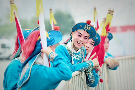 �F(xi��n)��(ch��ng)�݆T��   ���� �z