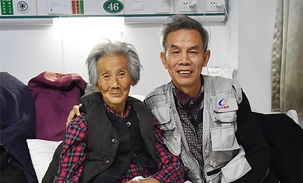 �ϋ���(zh��n)���˲�ħ�ҵ��ϋ���һ��ƽ������ͨ���r(n��ng)��DŮ����������������һ�������ւ����ĸ�H���mȻ�w���ಡ�����s���҂��ֵ����5�˶����B(y��ng)�L����˳��˼������ҵ�ӡ�����ϋ�һ݅���ڄڡ���(ji��)����������һ݅���c���o�����cͬ���˲�����Ů���ٶ��Ѻ���̎��2017�������ɴ�ס�M�t(y��)Ժ����������������Ը����(zh��n)�ٲ�ħ���܉��~�^90�q��ٚq�M܊����Ԕ���� 