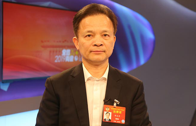 全國(guó)政協(xié)委員、中國(guó)工程院副院長(zhǎng)鐘志華：推進(jìn)工程教育改革與創(chuàng)新創(chuàng)業(yè)創(chuàng)造