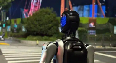 機(jī)器人跨省行走 創(chuàng)吉尼斯世界紀(jì)錄