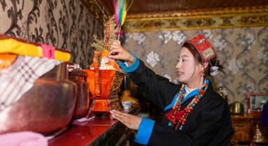 雪山下的溫暖“古突”夜