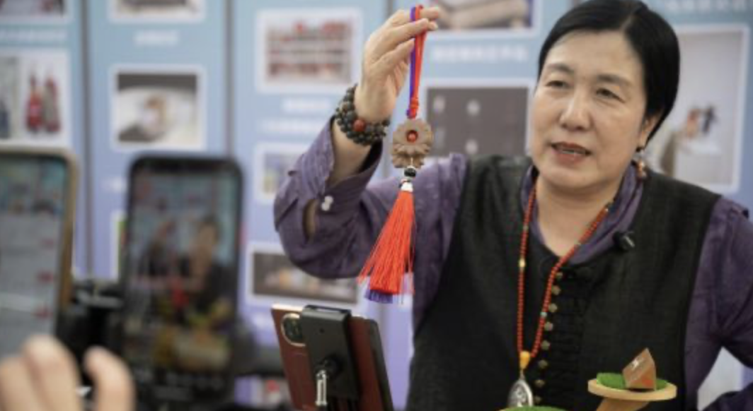 滿洲裡：中俄蒙傳統(tǒng)手藝交流熱